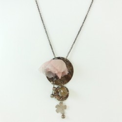 Collier fleur en soie